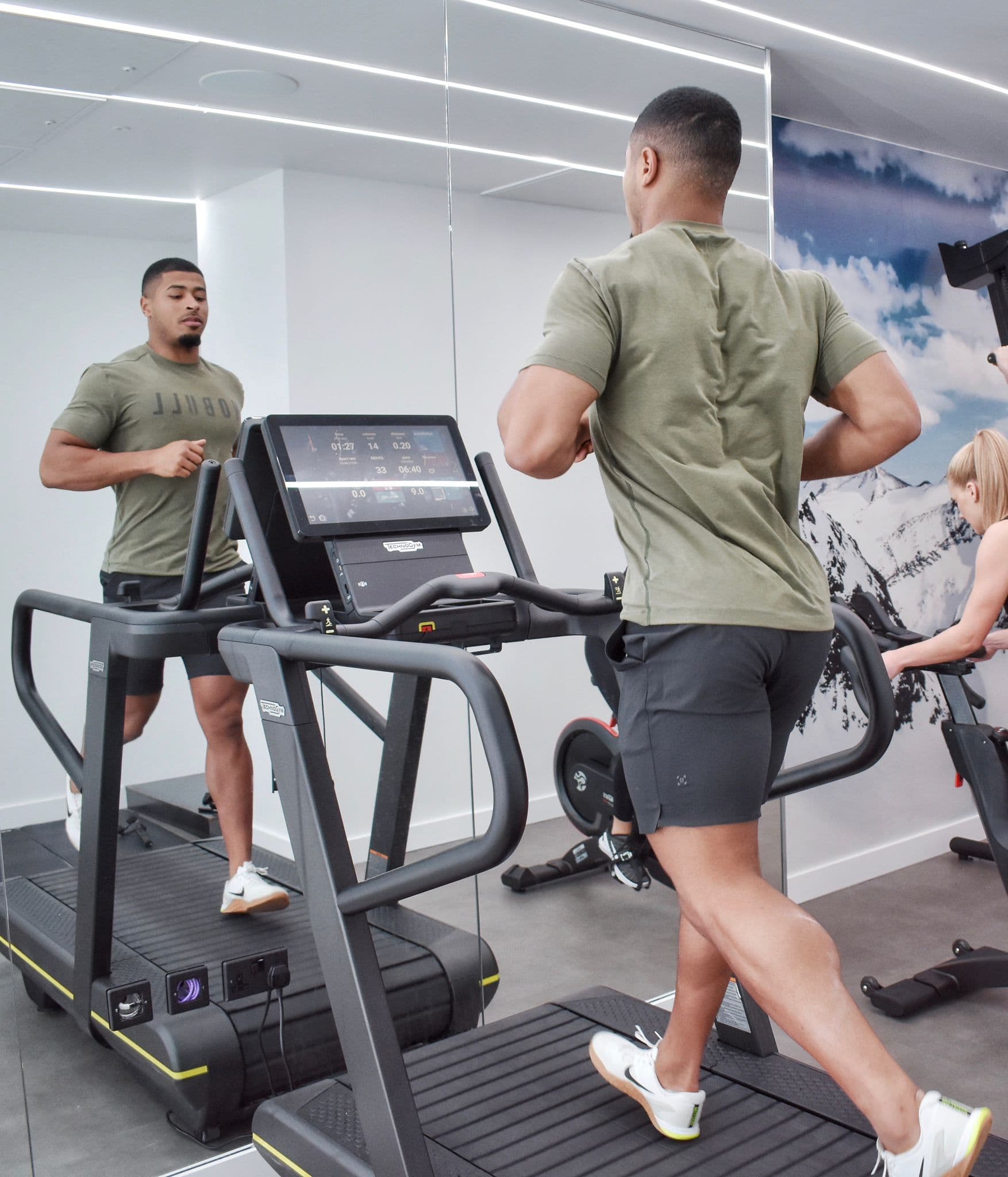 Conditioning work on the treadmill